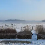 Gast-& Logierhaus Am Rheinsberger Casa de hóspedes