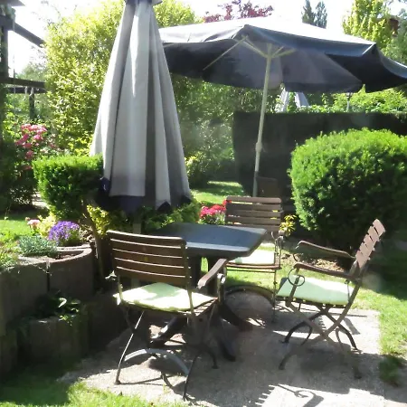 Gast-& Logierhaus Am Rheinsberger Affittacamere 4*