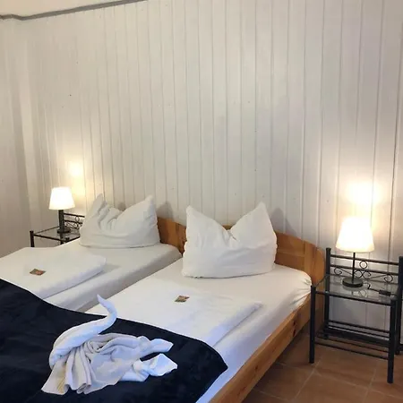 Gast-& Logierhaus Am Rheinsberger See