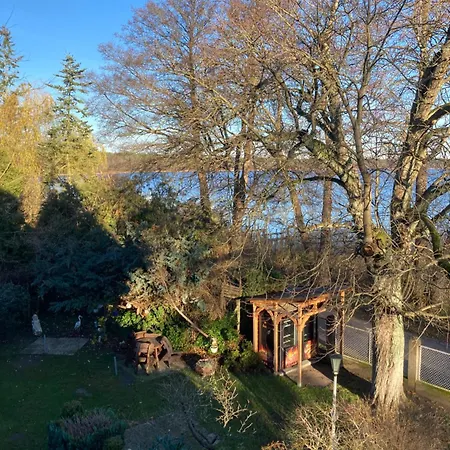Guest house Gast-& Logierhaus Am Rheinsberger *