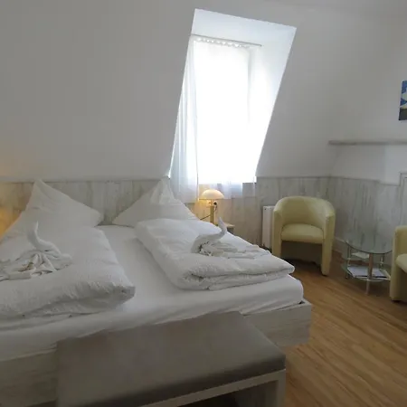 Gast-& Logierhaus Am Rheinsberger Rheinsberg