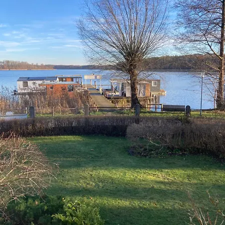 Gast-& Logierhaus Am Rheinsberger