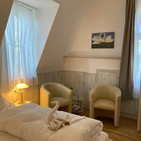 Gast-& Logierhaus Am Rheinsberger Guest house
