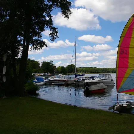 Pensión Gast-& Logierhaus Am Rheinsberger