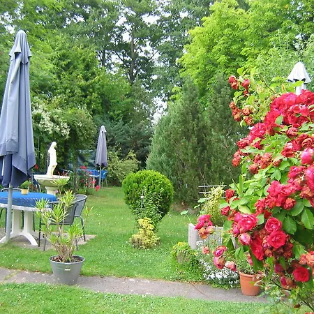 Guest house Gast-& Logierhaus Am Rheinsberger