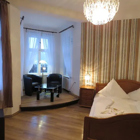 Guest house Gast-& Logierhaus Am Rheinsberger 4*