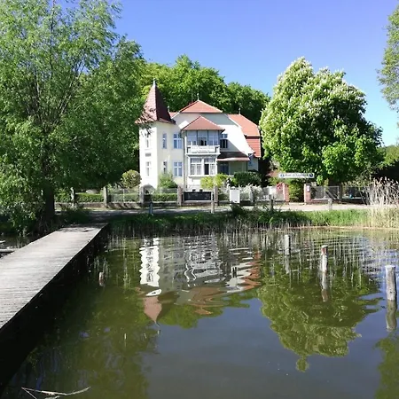 Guest house Gast-& Logierhaus Am Rheinsberger 4*