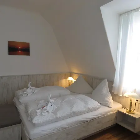 Gast-& Logierhaus Am Rheinsberger Guest house Rheinsberg