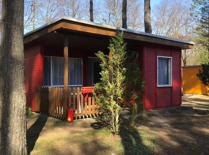 Gast-& Logierhaus Am Rheinsberger Casa de hóspedes 4*