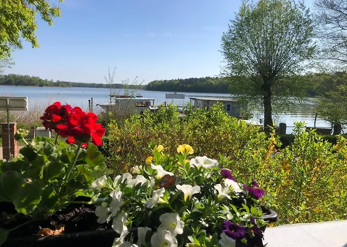 Gast-& Logierhaus Am Rheinsberger 4*